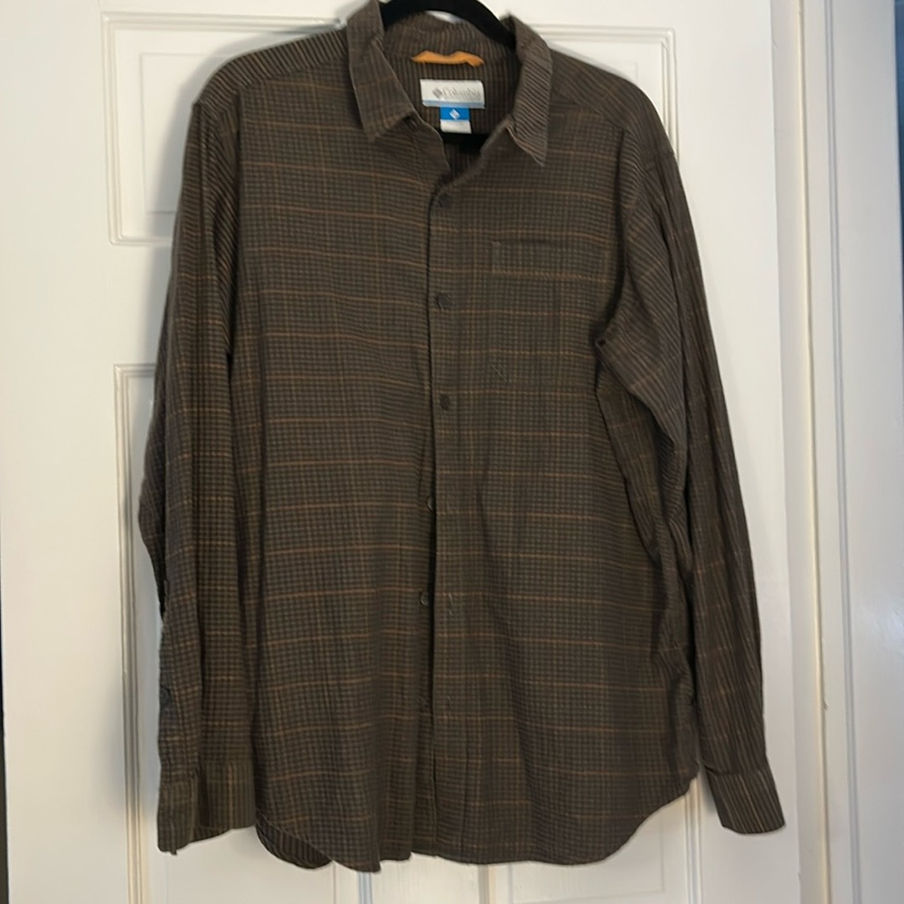 COLUMBIA Button Down Shirt